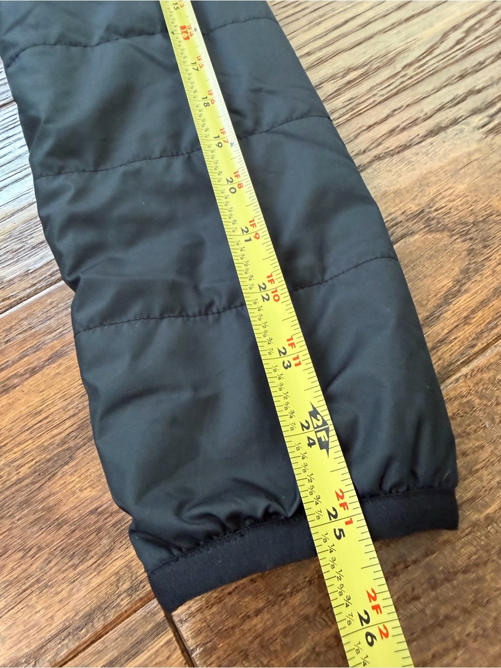L.L.Bean Women's Black Fitted Mountain Classic Puffer Jacket Size Small - Picture 6 of 8